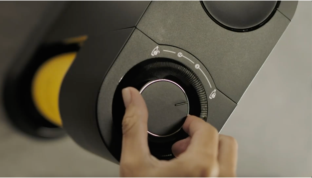 Turn the Release Dial <br> to "Stage I"